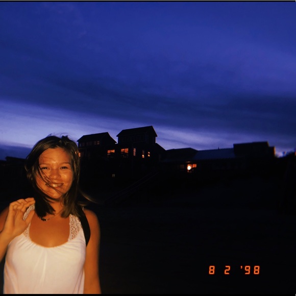 Meet your Posher, Emily - Picture 3 of 3